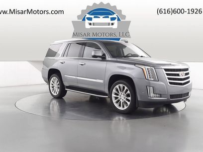 Used 2019 Cadillac Escalade Luxury