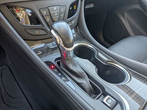 Used 2019 Buick Envision Essence image 22