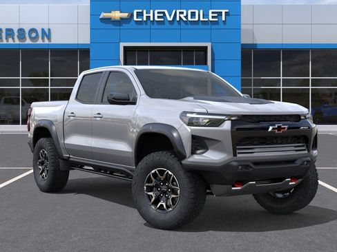 New 2026 Chevrolet Colorado ZR2 w/ Technology Package AWD/4WD image 3
