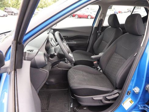 Used 2022 Nissan Kicks S FWD image 8