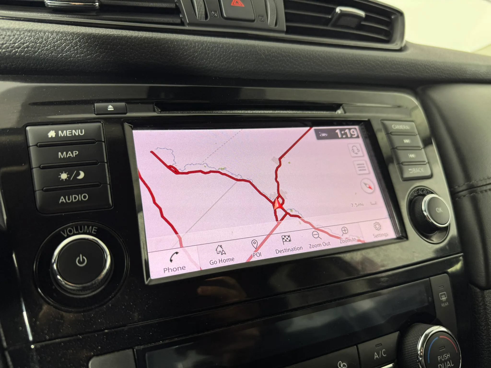 Used 2020 Nissan Rogue SL w/ Premium Package AWD/4WD image 19