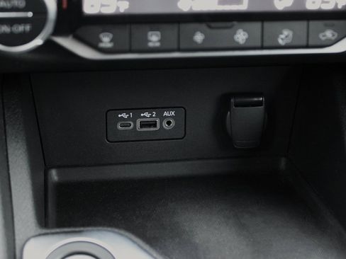 Certified 2020 Nissan Sentra SV image 37