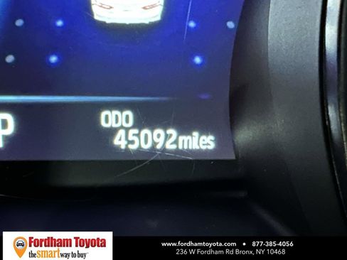 Used 2024 Toyota Camry SE w/ Cold Weather Package image 31