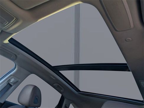 Certified 2025 Acura RDX w/ Technology Package image 23