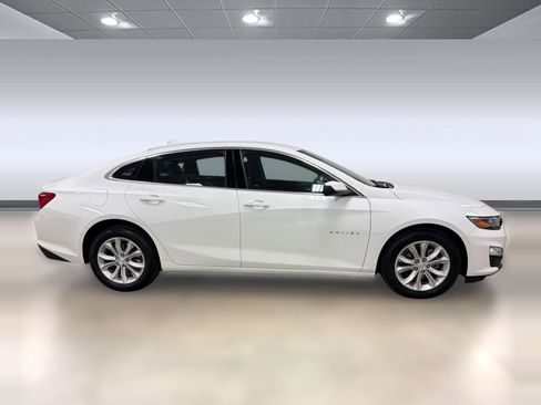 Used 2025 Chevrolet Malibu LT FWD image 7