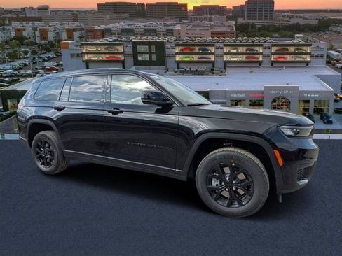 New 2025 Jeep Grand Cherokee L Laredo RWD image 1