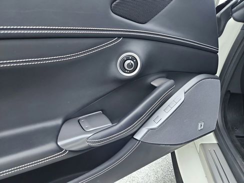 Used 2020 Ferrari Portofino image 24