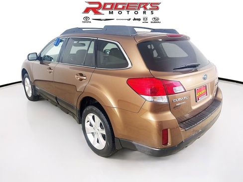 Used 2013 Subaru Outback 2.5i Premium image 5