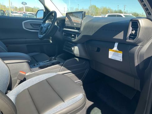 New 2026 Ford Bronco Sport Outer Banks w/ Outer Banks Tech Package+ AWD/4WD image 11