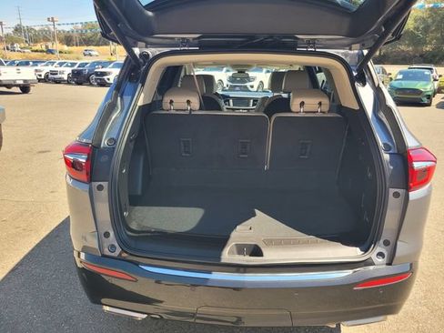 Used 2019 Buick Enclave Premium w/ Experience Buick Package AWD/4WD image 8