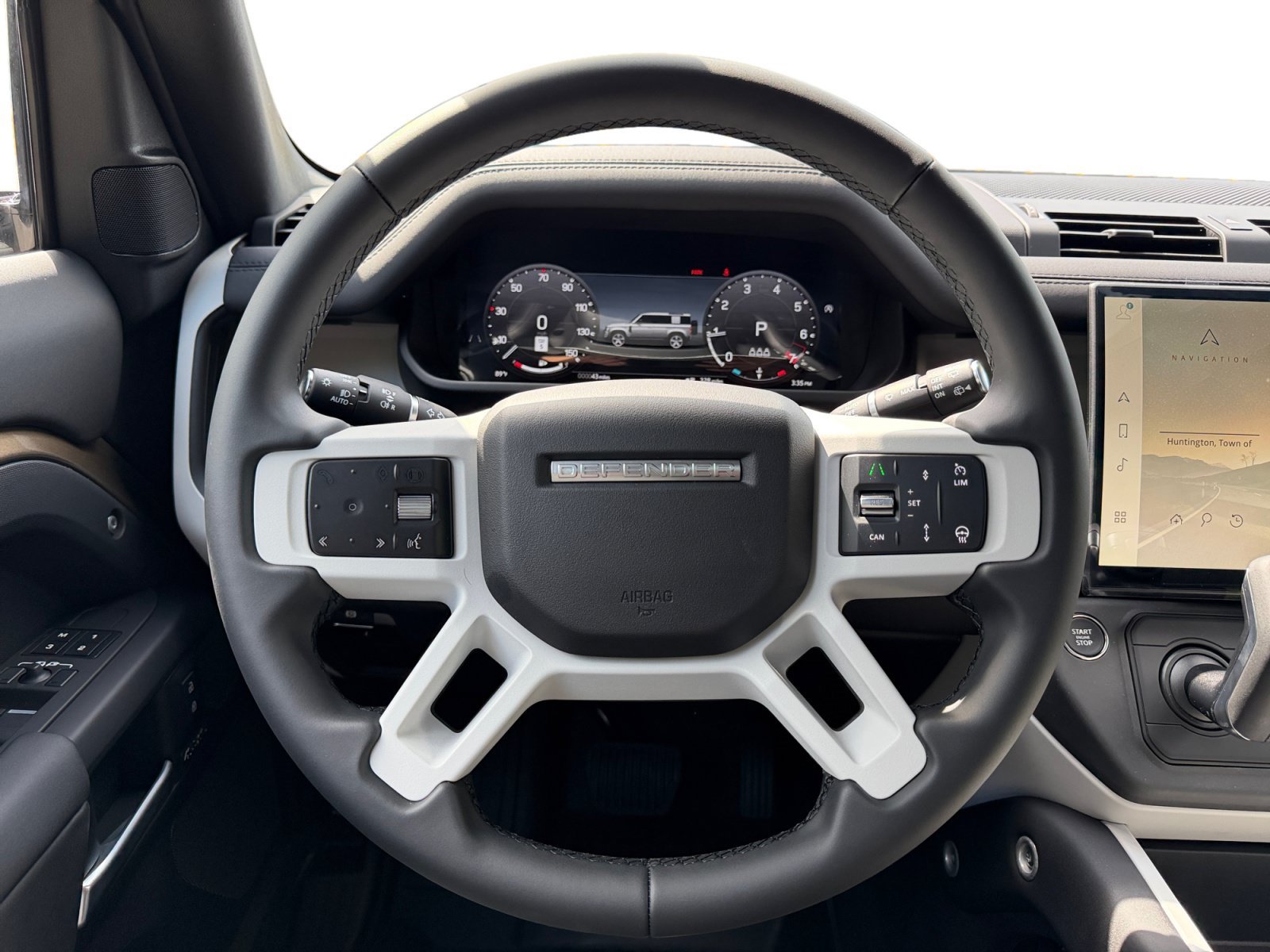 New 2026 Land Rover Defender 110 X-Dynamic SE AWD/4WD image 11