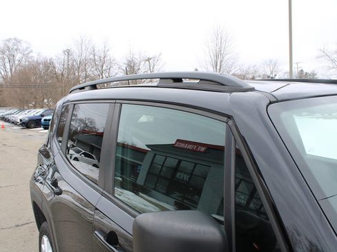 Used 2019 Jeep Renegade Sport w/ Sport Appearance Group image 39