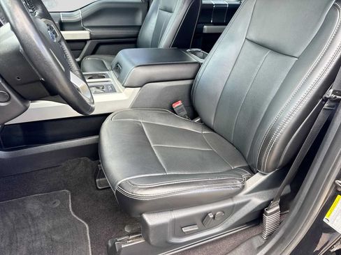 Used 2019 Ford F150 Lariat w/ Equipment Group 502A Luxury AWD/4WD image 15