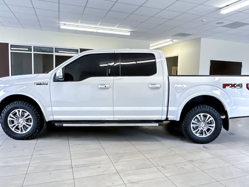 Used 2019 Ford F150 Lariat w/ FX4 Off-Road Package AWD/4WD image 7
