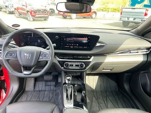Certified 2024 Buick Envista Sport Touring w/ Convenience I Package FWD image 15