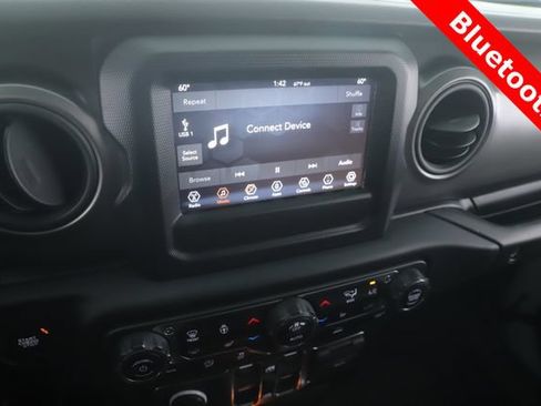 Used 2023 Jeep Wrangler Unlimited Sport AWD/4WD image 5