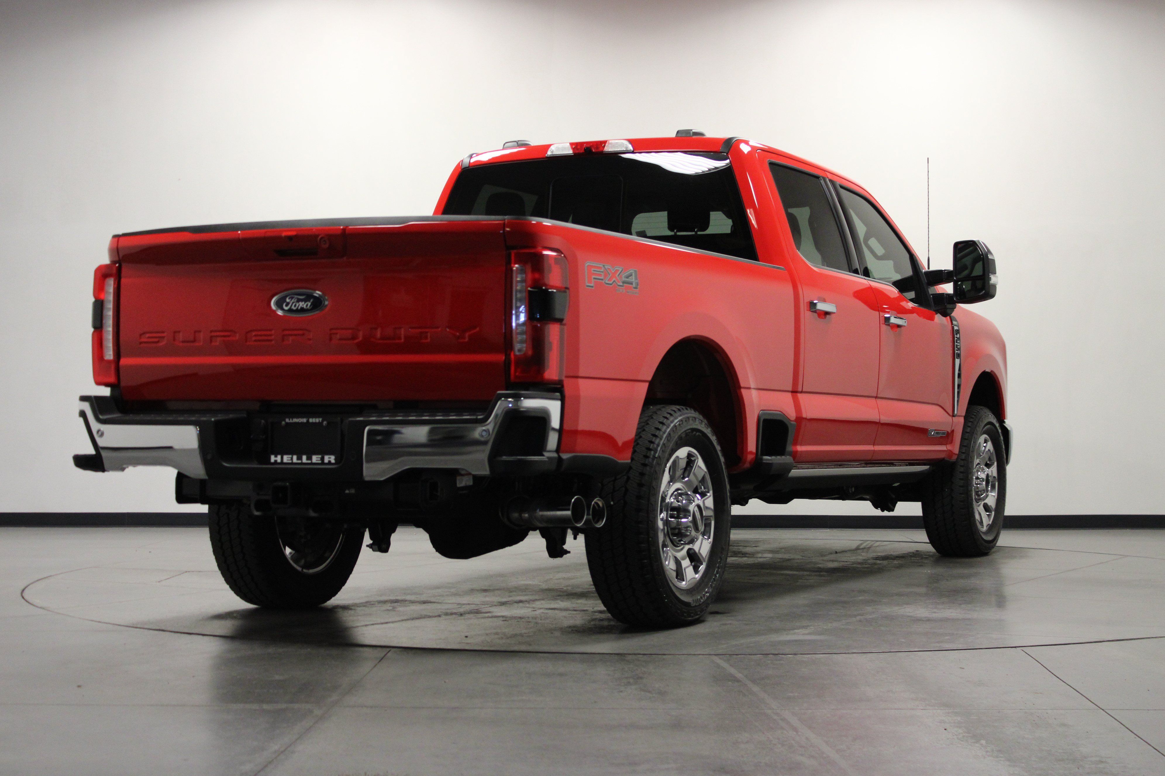 Used 2026 Ford F250 Lariat w/ Lariat Ultimate Package AWD/4WD image 4