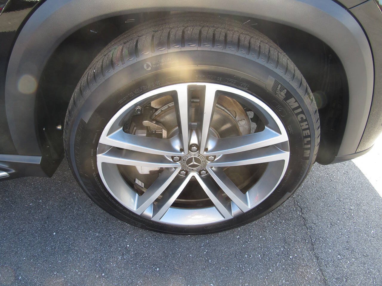 Used 2020 Mercedes-Benz GLE 350 4MATIC image 13