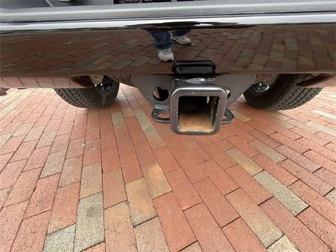 Used 2025 GMC Sierra 1500 AT4 w/ AT4 Premium Package image 33