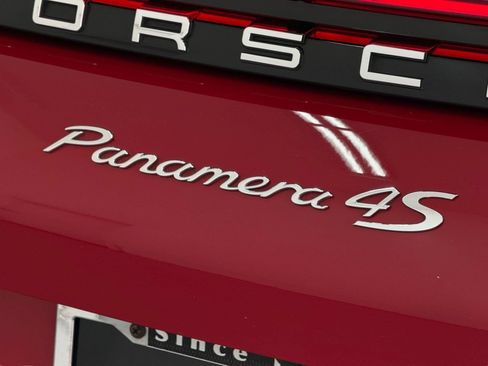 Used 2018 Porsche Panamera 4S AWD/4WD image 25