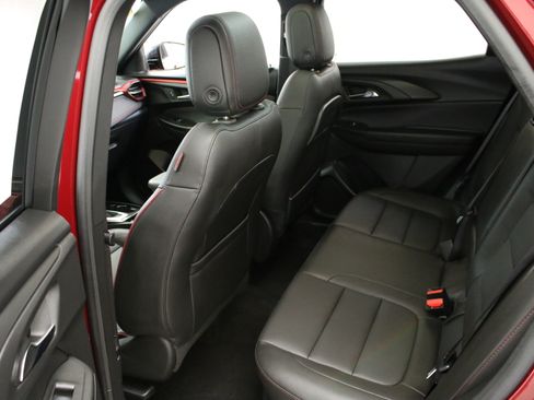 Used 2024 Chevrolet TrailBlazer RS w/ Convenience Package AWD/4WD image 27