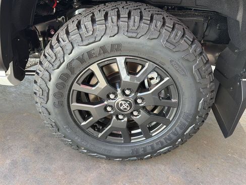 New 2026 Toyota 4Runner SR5 RWD image 7