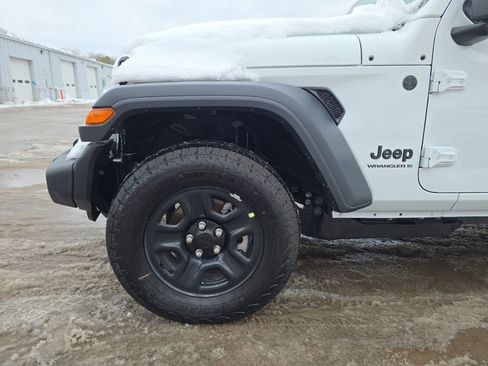 New 2026 Jeep Wrangler Unlimited Sport AWD/4WD image 8