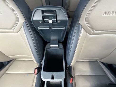 Used 2025 Ford Maverick Lariat AWD/4WD image 21