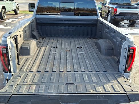 Used 2024 GMC Sierra 3500 AT4 w/ AT4 Premium Plus Package image 30