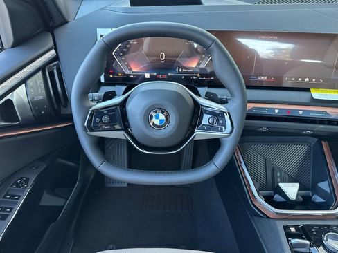 Used 2026 BMW X3 xDrive30 w/ Premium Package image 25