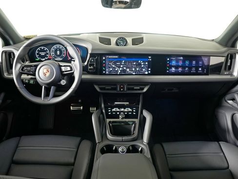 New 2026 Porsche Cayenne S image 22