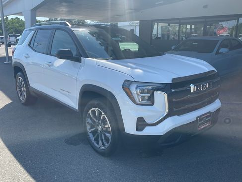 New 2026 GMC Terrain Elevation w/ Elevation Premium Package AWD/4WD image 3