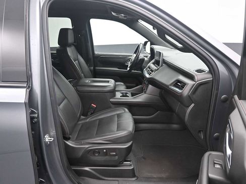 Used 2021 Chevrolet Tahoe RST AWD/4WD image 12