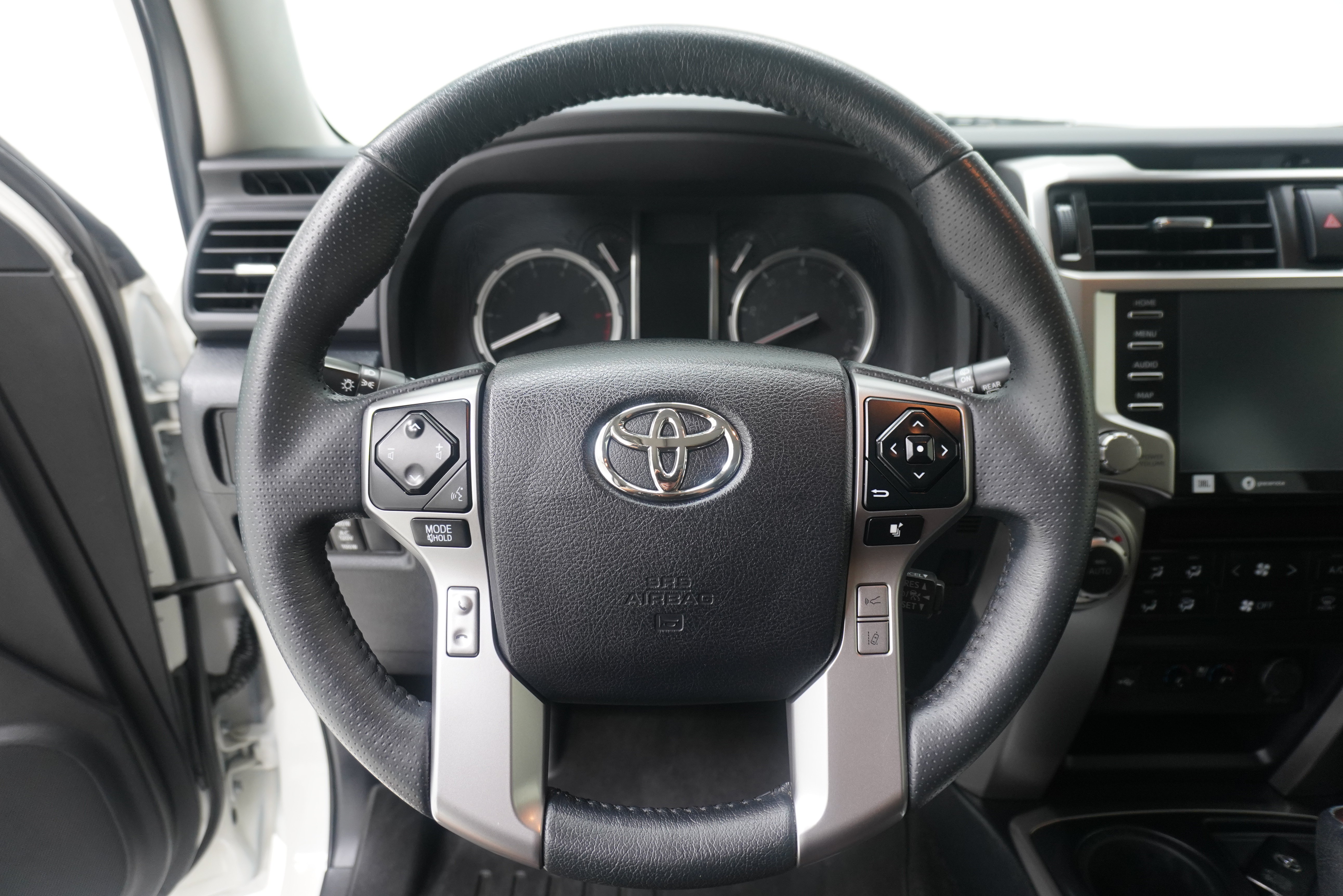Used 2021 Toyota 4Runner Limited RWD image 19
