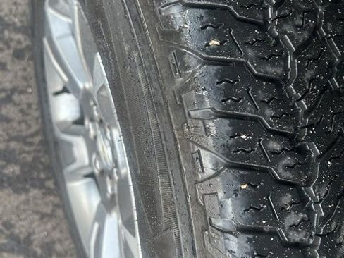 Used 2019 Chevrolet Colorado Z71 image 13