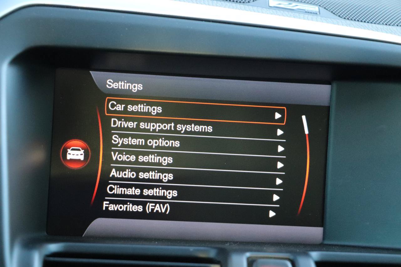Used 2013 Volvo XC60 3.2 FWD image 17