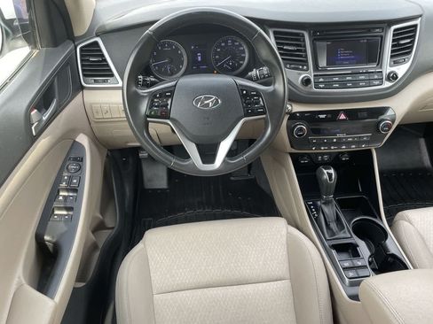 Used 2017 Hyundai Tucson Value FWD image 11