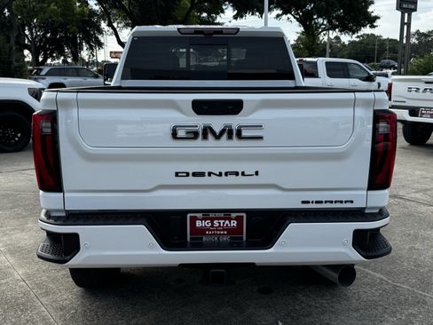 Used 2025 GMC Sierra 2500 Denali Ultimate w/ Max Trailering Package AWD/4WD image 9
