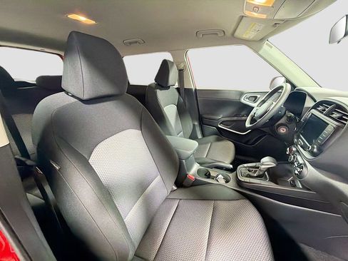 Used 2023 Kia Soul LX FWD image 26