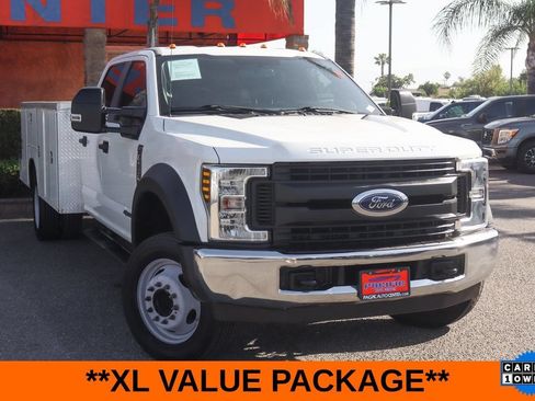Used 2018 Ford F550 2WD Crew Cab Super Duty image 2