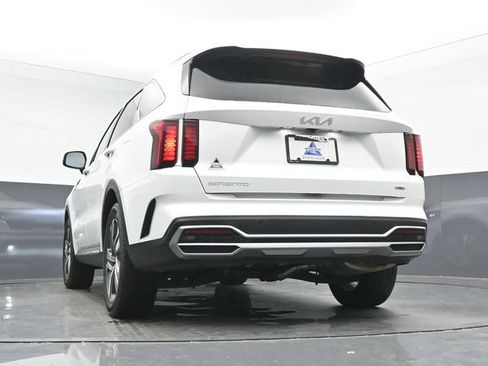 Used 2023 Kia Sorento EX AWD/4WD image 37