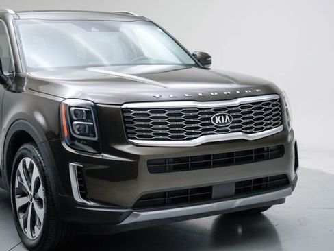 Used 2021 Kia Telluride EX w/ EX Premium Package FWD image 11