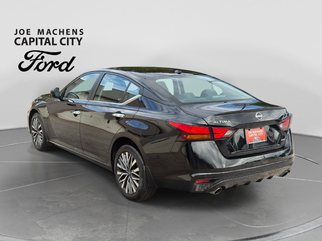 Used 2024 Nissan Altima 2.5 SV w/ SV Premium Package AWD/4WD image 7