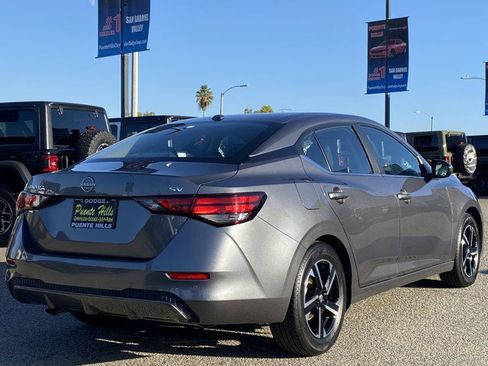 Used 2024 Nissan Sentra SV image 6