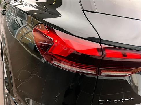 New 2027 Audi Q6 e-tron Premium AWD/4WD image 14