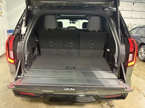 New 2025 Ford Expedition Tremor image 27