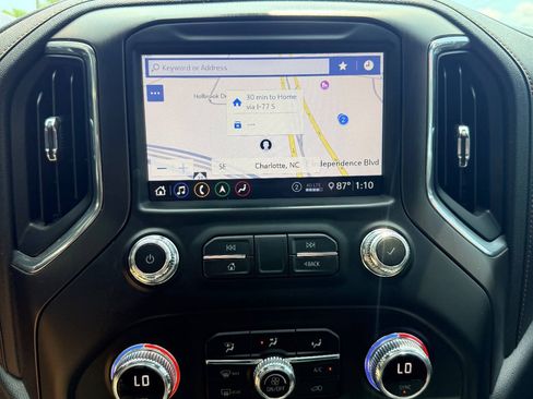 Used 2020 GMC Sierra 3500 AT4 w/ AT4 Premium Package AWD/4WD image 32