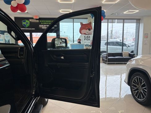 Used 2019 RAM 1500 Sport w/ Level 2 Equipment Group image 39