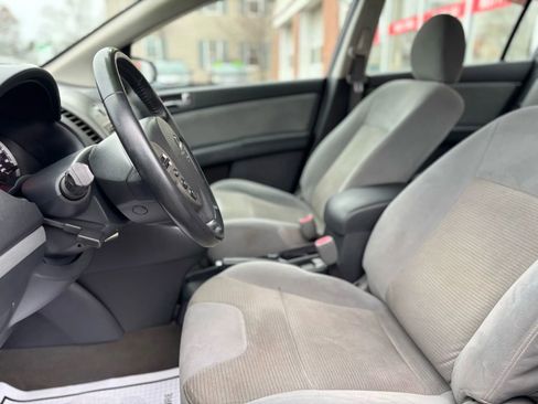 Used 2010 Nissan Sentra 2.0 SR w/ Convenience Pkg image 9