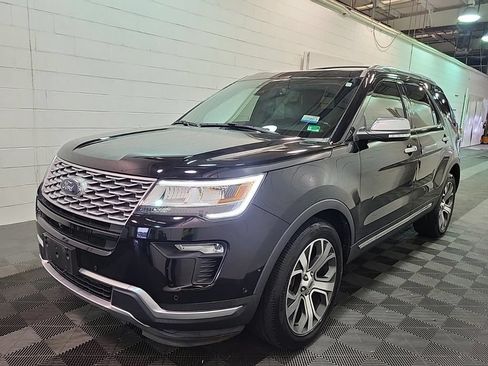 Used 2018 Ford Explorer Platinum AWD/4WD image 12